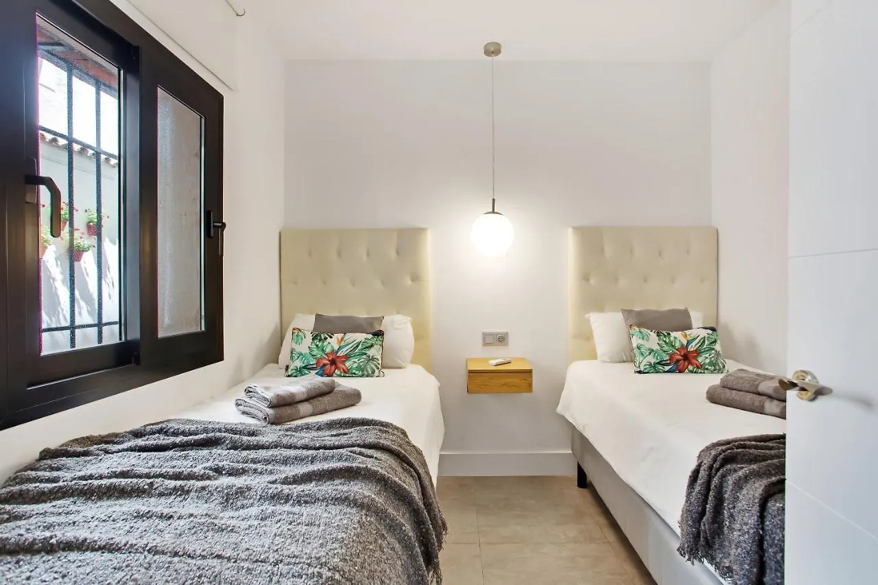 Modern 3 Bed Apartment In Puerto Banus, Marbella 0*,