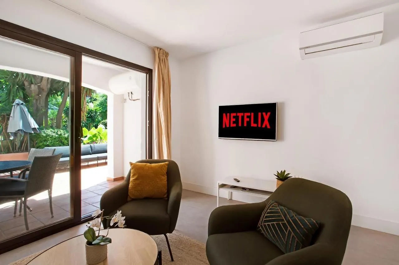 Modern 3 Bed Apartment In Puerto Banus, Marbella Spain